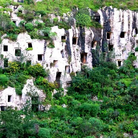 Davima Villa *